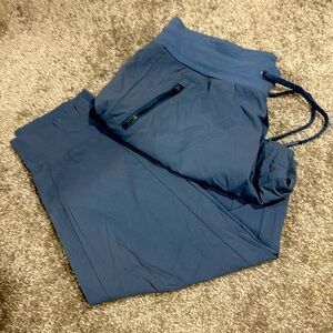 ATHLETA Trekkie North Joggers size 10